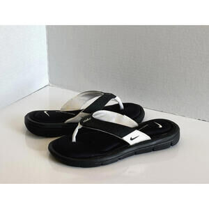 Nike Comfort Cushioned Footbed Womens Size 6 Black White Flip Flop Thong Sandals